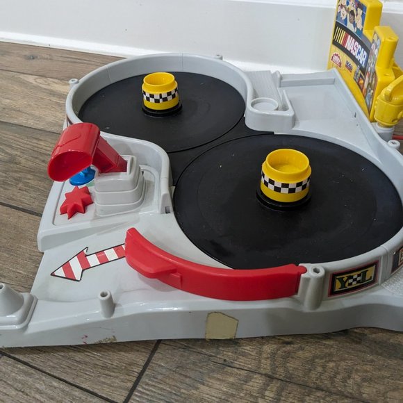 Fisher Price Little People NASCAR Spin And Speed Raceway motorized track READ - Picture 16 of 17